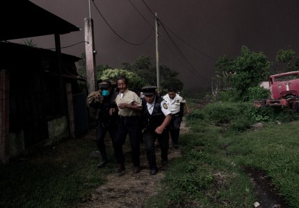 Γουατεμάλα: Τουλάχιστον 25 νεκροί από έκρηξη ηφαιστείου (video)