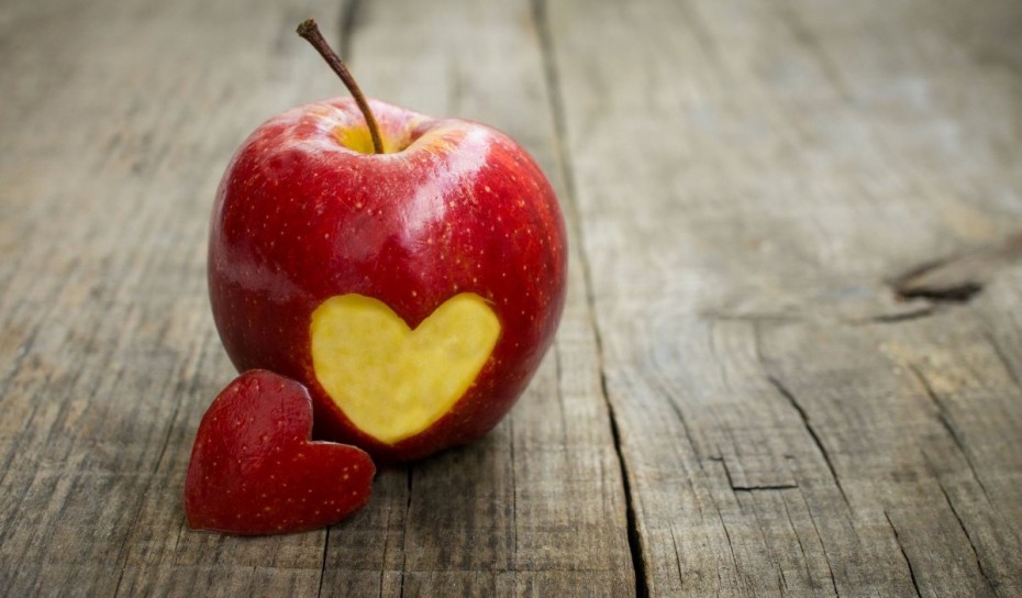 love-apple-heart