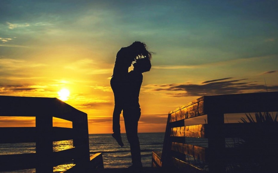 Love-Couple-Wallpaper-sunset