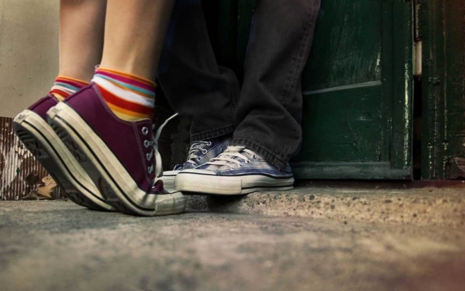 all-star-couple-love-shoes