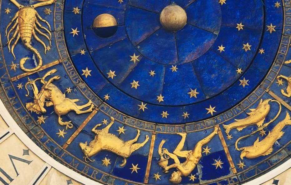 zodia-blue-gold-tablo