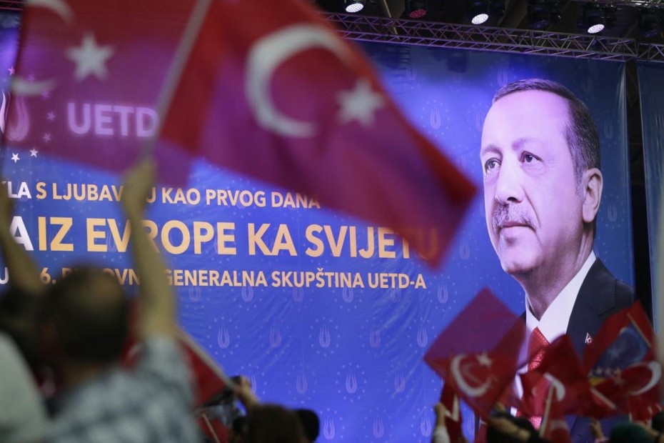 Welt: Ο Ερντογάν θέλει να γίνει αυτοκράτορας στα Βαλκάνια