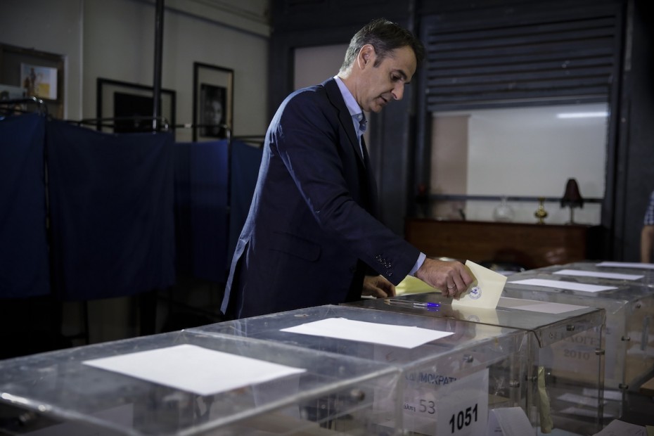 ΝΔ: Επαναφέρει το αίτημα για δικαίωμα ψήφου στους Έλληνες του εξωτερικού
