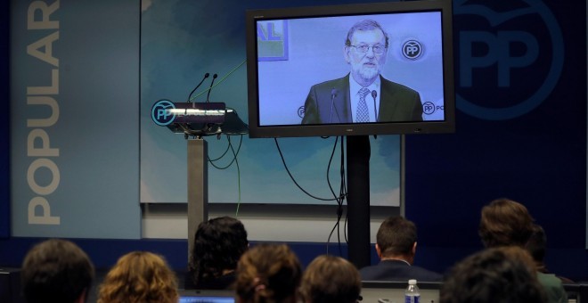 Ισπανία: Ο Ραχόι παραιτήθηκε και από την ηγεσία του PP