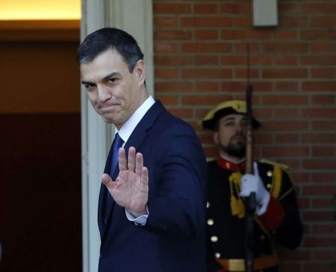 «Κοιτώντας» στην ΕΕ η νέα κυβέρνησης της Ισπανίας