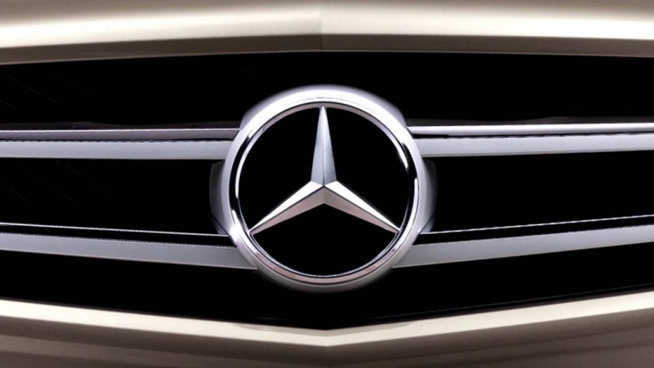 Ανάκληση οχημάτων από την Mercedes-Benz και την Maserati