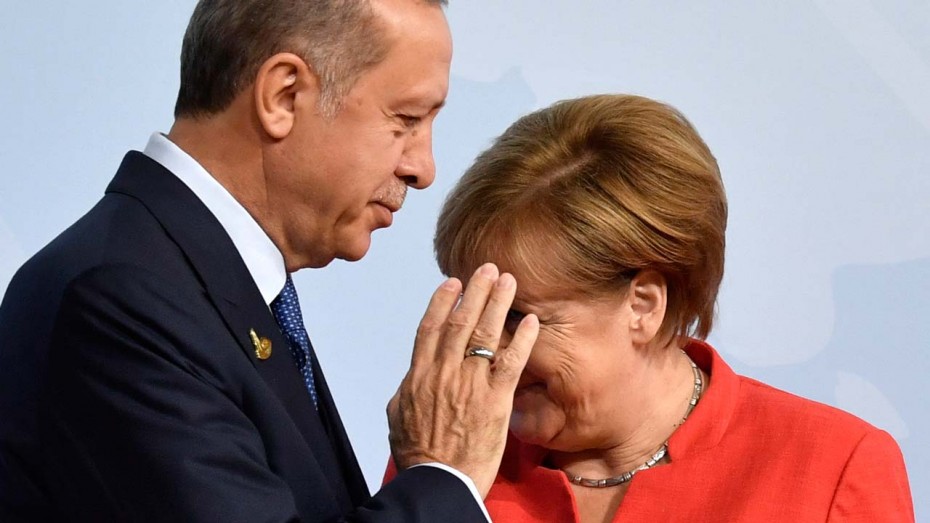 Συγχαρητήρια Μέρκελ σε Ερντογάν, με «καρφιά» για το κράτος δικαίου