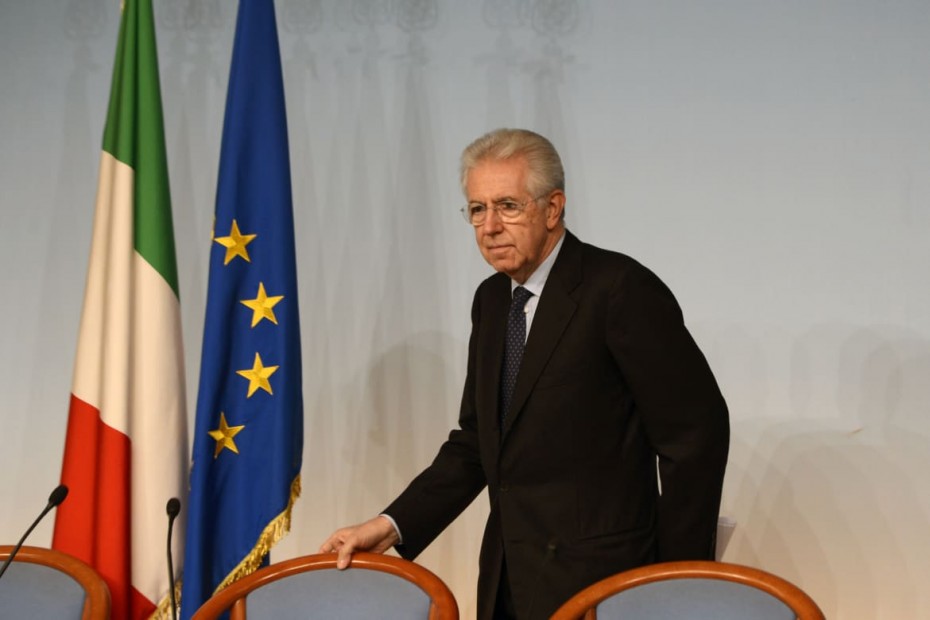 Ο πρώην πρωθυπουργός της Ιταλίας ανησυχεί για την «ταπείνωση» της τρόικας