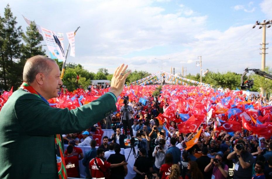 ΤΑΖ: Οι τουρκικές εκλογές απειλούν την Ελλάδα