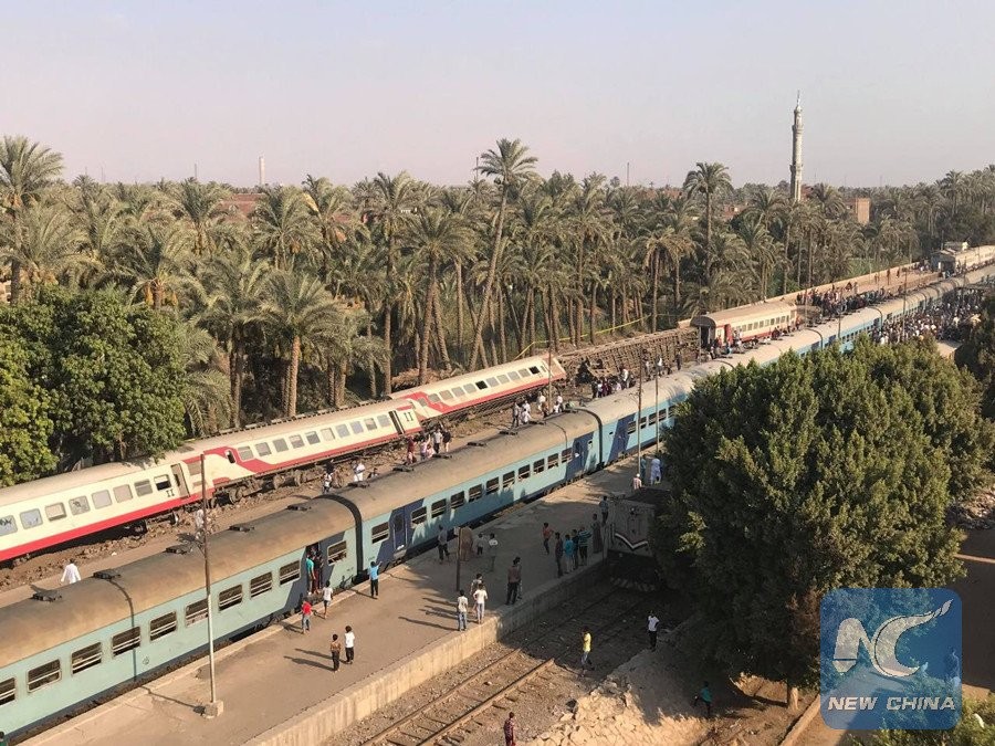 Δεκάδες τραυματίες από εκτροχιασμό τρένου στην Αιγύπτο