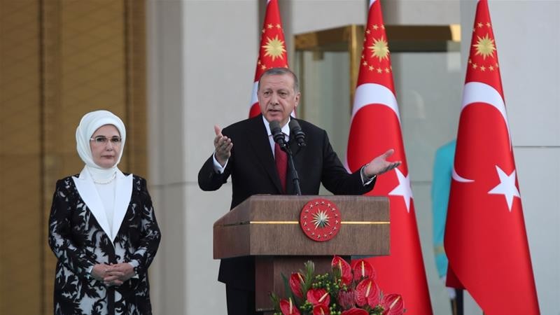 Θα κάνουμε την Τουρκία μια από τις 10 μεγαλύτερες οικονομίες του κόσμου, είπε ο Ερντογάν