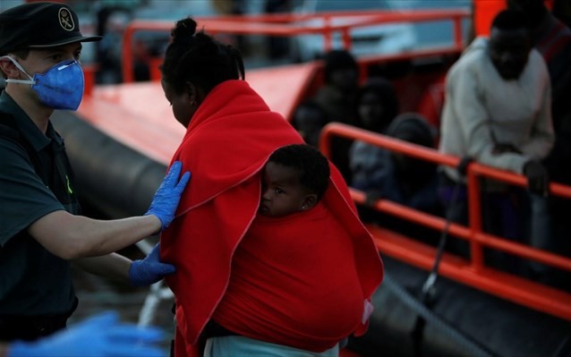 Γερμανία: 50 από τους 450 πρόσφυγες που επιβαίνουν σε πλοία της Frontex στη Μεσόγειο