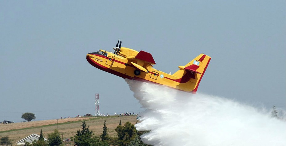 BBG: Η Αθήνα ενδιαφέρεται για ιαπωνικά πυροσβεστικά αεροσκάφη