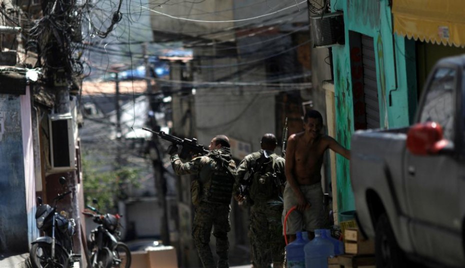 Βραζιλία: Τουλάχιστον 14 νεκροί από έφοδο της αστυνομίας σε φαβέλα του Ρίο