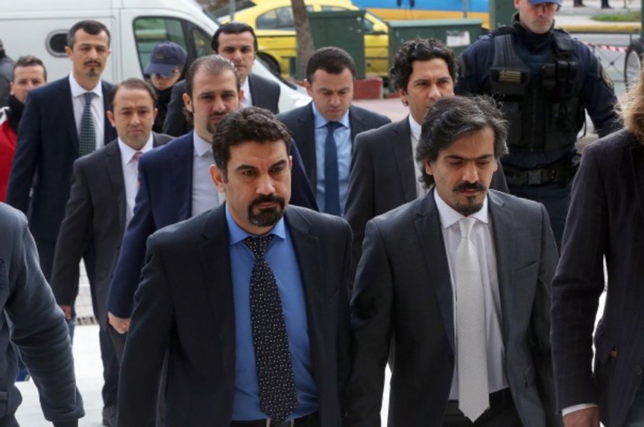 «Αγνοούνται 2 από τους 8 Τούρκους στρατιωτικούς», λέει η δικηγόρος τους