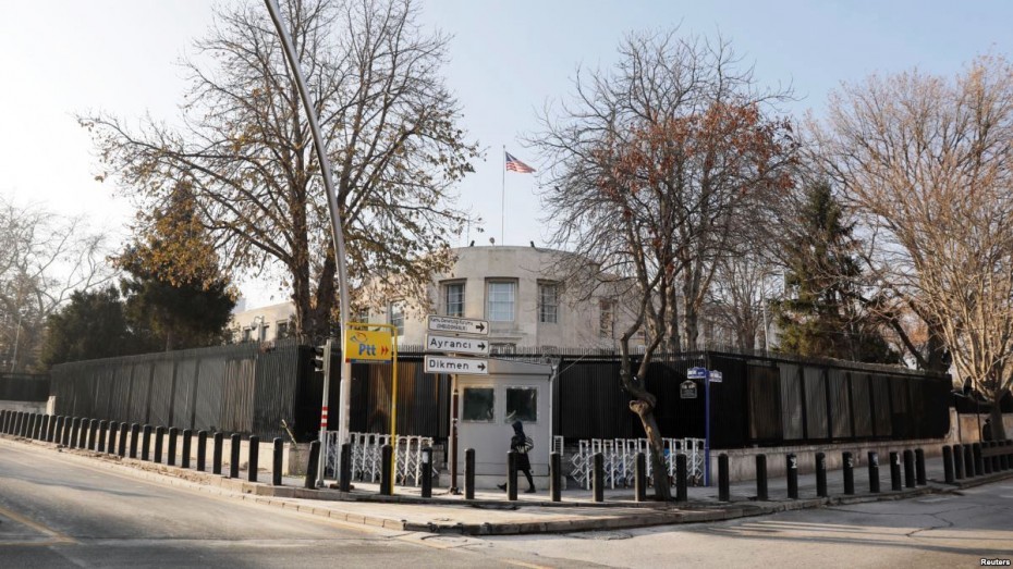 Πυροβολισμοί κατά της αμερικανικής πρεσβείας στην Άγκυρα