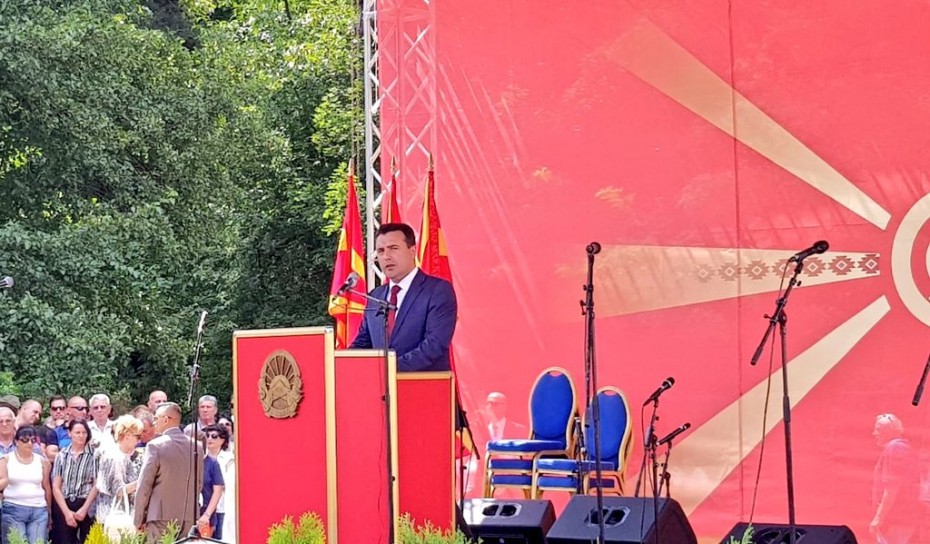 Ακάθεκτος ο Ζάεφ με τις αναφορές για τη «Μακεδονία»
