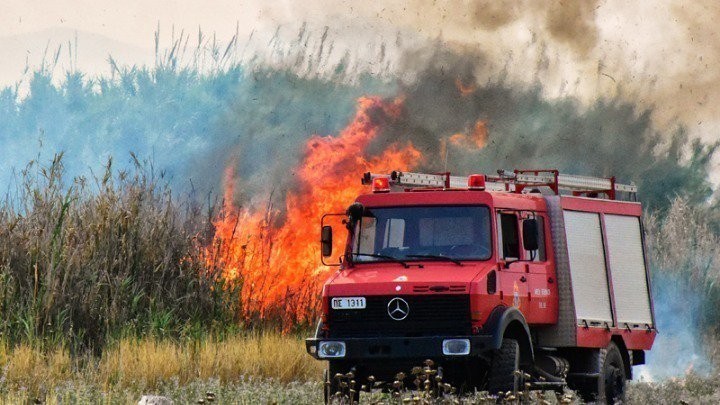 Πυρκαγιά ανάμεσα στην περιοχές Κοτύχι και Αρετή στην Ηλεία