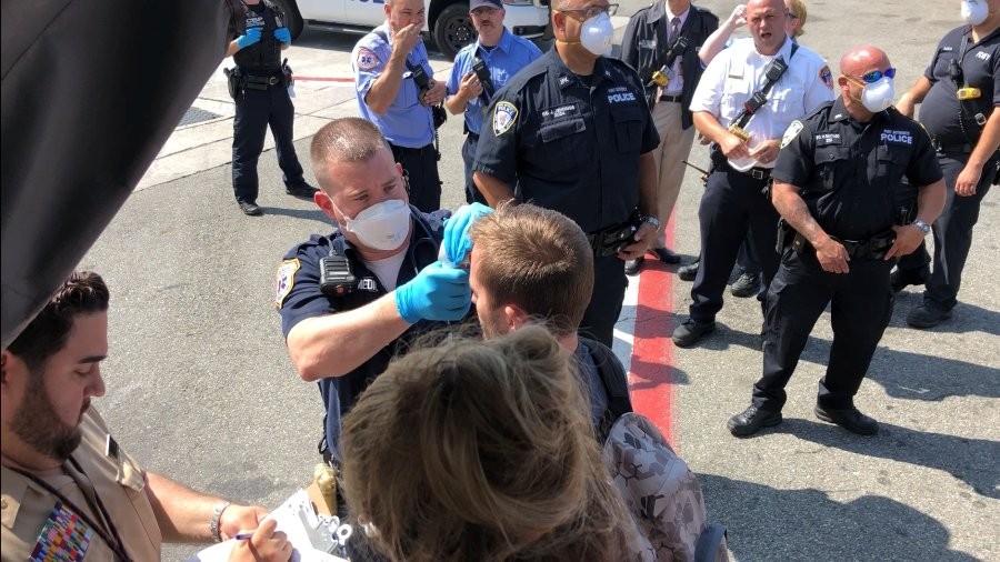 ΗΠΑ: Παραμένουν σε καραντίνα οι 100 επιβάτες στο αεροδρόμιο JFK