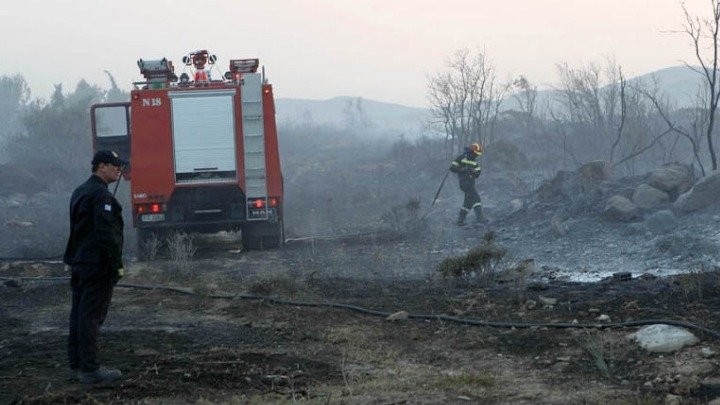 Κεφαλονιά: Εκκενώθηκε το Άνω Κατελειό  λόγω της πυρκαγιάς