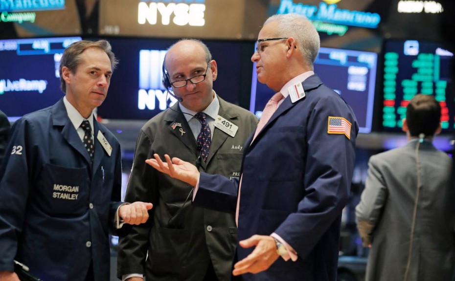 Με «ράλι» προσπαθεί η Wall Street να κλείσει τον Οκτώβριο