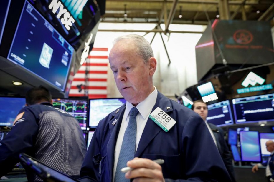 «Εύθραυστα» κέρδη στη Wall Street για το άνοιγμα της εβδομάδας