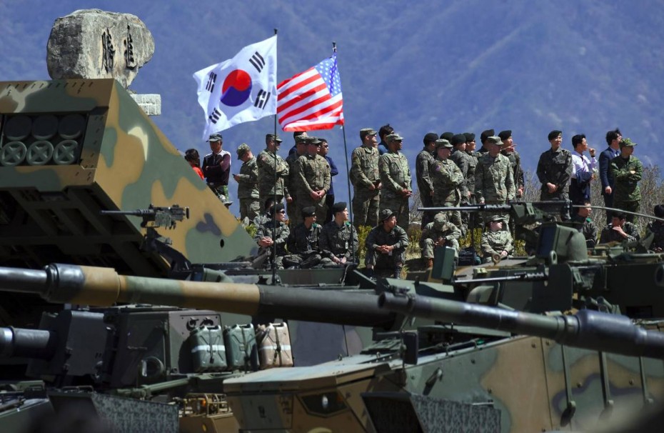 ΗΠΑ και Ν. Κορέα σταματούν τις κοινές στρατιωτικές ασκήσεις