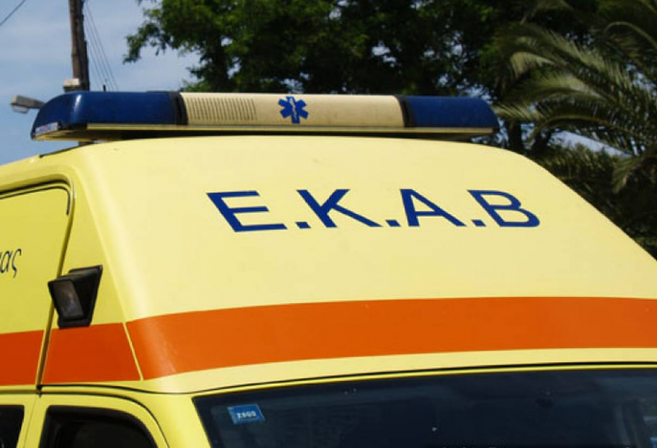 Τραυματισμός 3 τουριστών στη Λέσβο από εκτροπή λεωφορείου