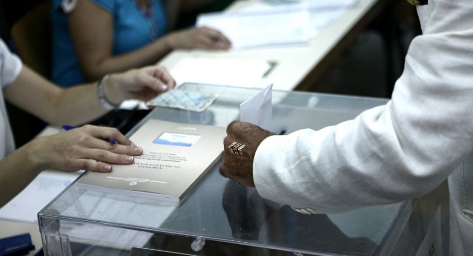 Μέχρι τον Ιανουάριο το πόρισμα για την ψήφο σε Έλληνες του εξωτερικού