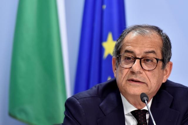 Η Ιταλία διαψεύδει τα περί σχεδίου για προστασία των καταθέσεων 