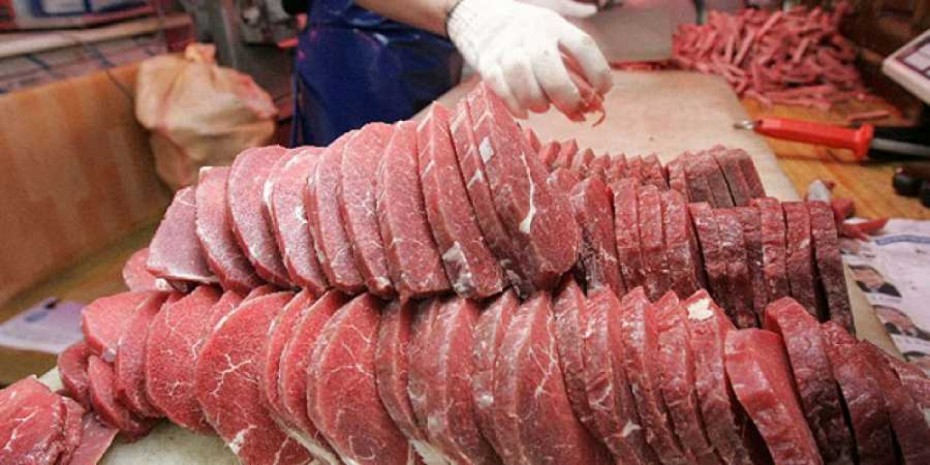 Κατάσχεση παρασκευασμάτων κρέατος σε κρεοπωλείο του Πειραιά