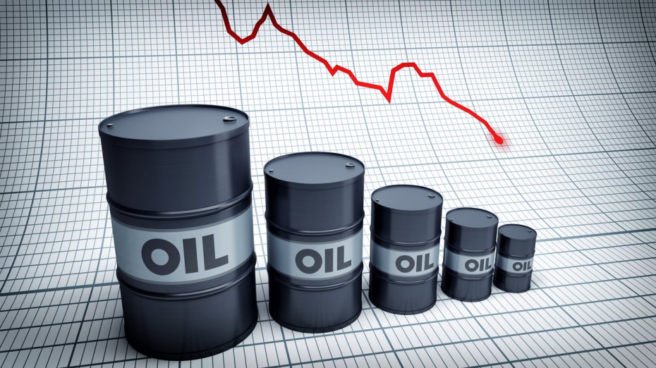 Σε «ελεύθερη πτώση» οι τιμές αργού πετρελαίου