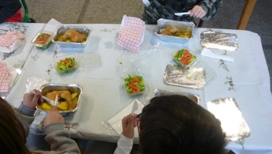 Φωτίου: 60 νέα σχολεία μπαίνουν στο πρόγραμμα γευμάτων