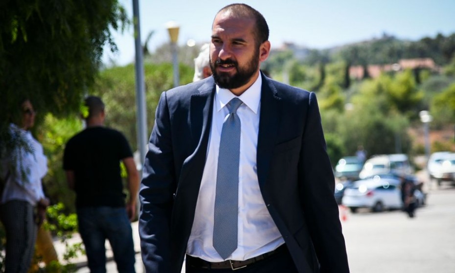 Ο Τζανακόπουλος υποβάθμισε τις επιθέσεις στους αστυνομικούς
