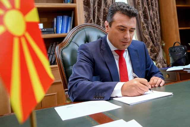 Ο Ζάεφ επιμένει για την αναφορά της «Μακεδονίας» στην ΠΓΔΜ