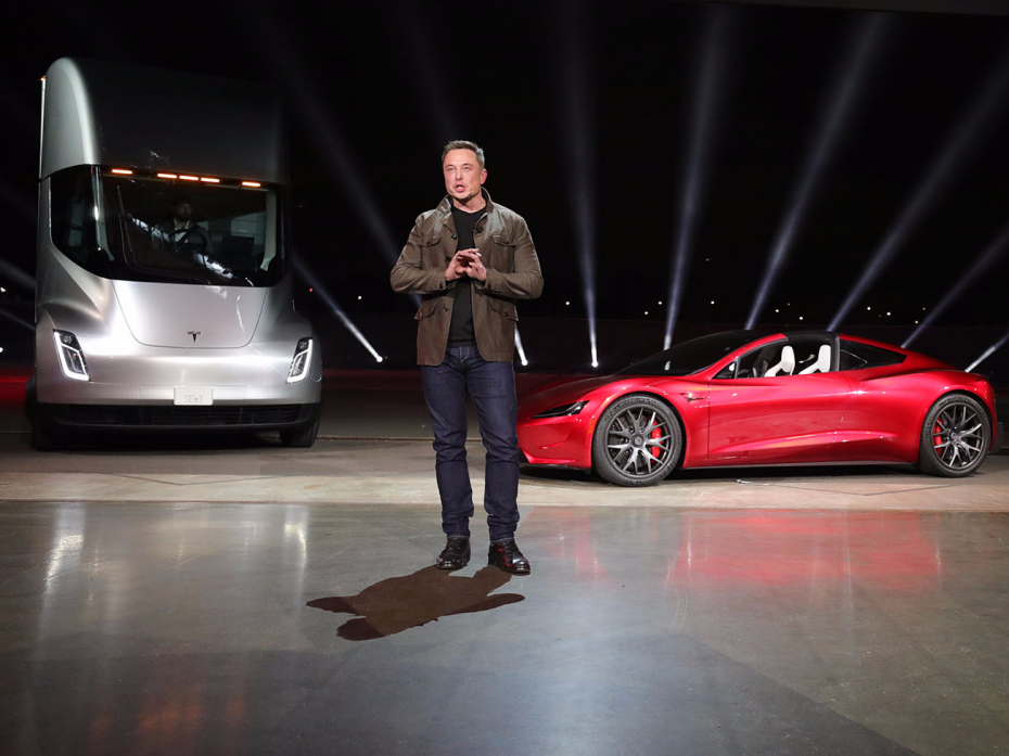Η Tesla ανοίγει εργοστάσιο στην Κίνα