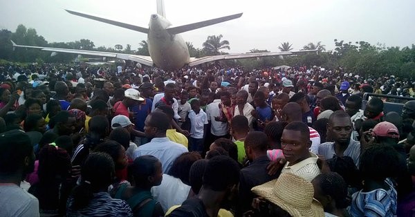 Δεκάδες τραυματίες από αεροπορικό ατύχημα στη  Λ.Δ.Κονγκό