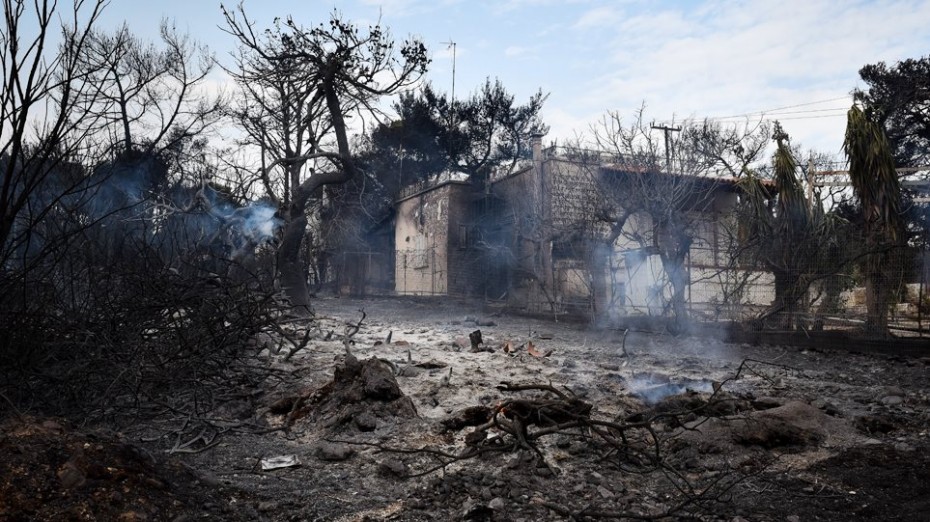 Στους 100 οι νεκροί από την φονική πυρκαγιά στο Μάτι