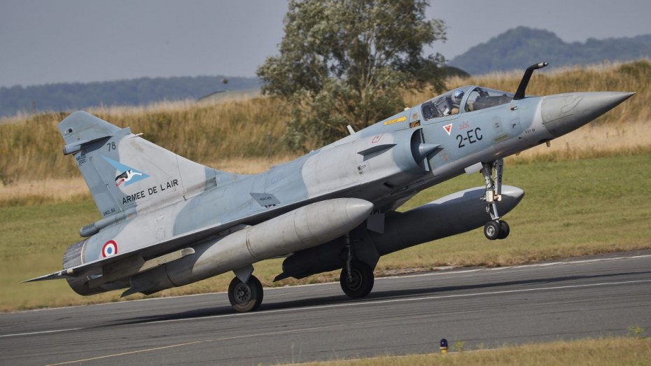 Εξαφανίστηκε Mirage 2000 στη Γαλλία