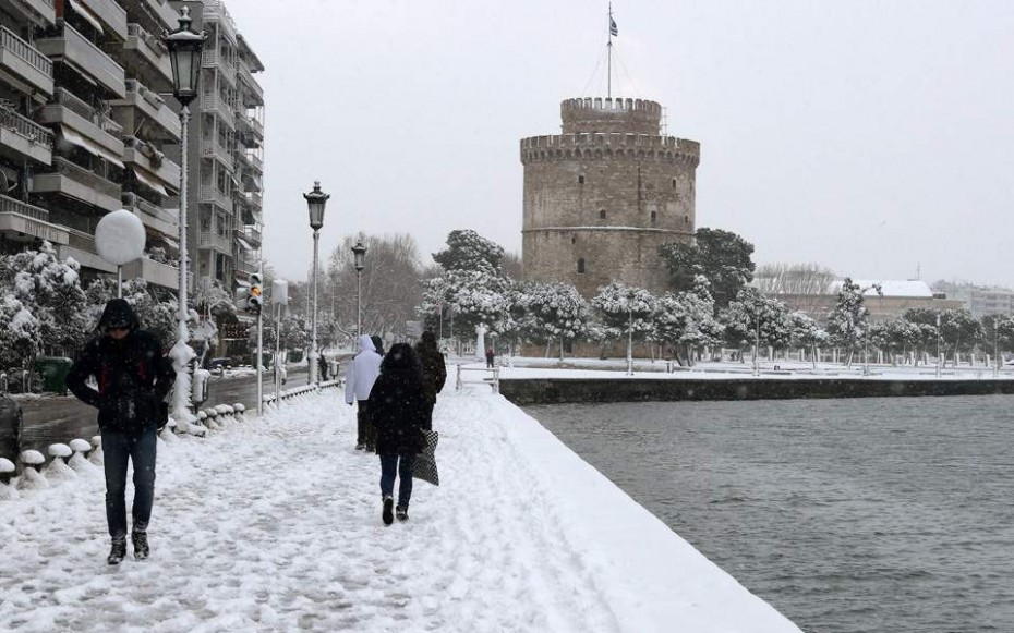 Κακοκαιρία Υπατία: Χιονίζει στο κέντρο της Θεσσαλονίκης (βίντεο)