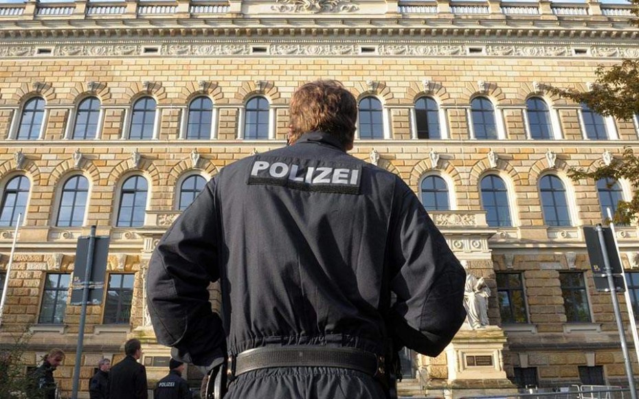 Πυροβολισμοί στο κέντρο της Κολωνίας, υπό κράτηση ένας ύποπτος