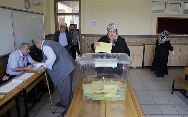Τουρκία: 165χρονη στους καταλόγους εν όψει δημοτικών εκλογών