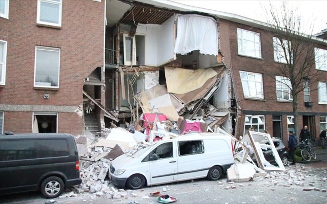 Κατέρρευσε κτήριο στη Χάγη της Ολλανδίας έπειτα από έκρηξη