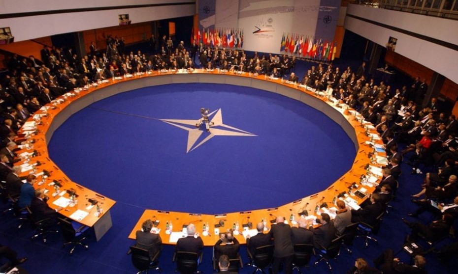 Υπέγραψαν τα κράτη-μέλη του ΝΑΤΟ το πρωτόκολλο ένταξης της πΓΔΜ