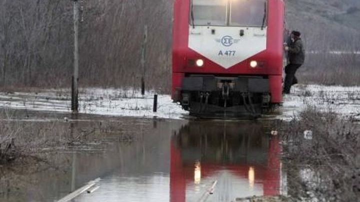 Άγνωστοι έκοψαν καλώδια στις γραμμές - Ακινητοποιήθηκαν 2 τρένα