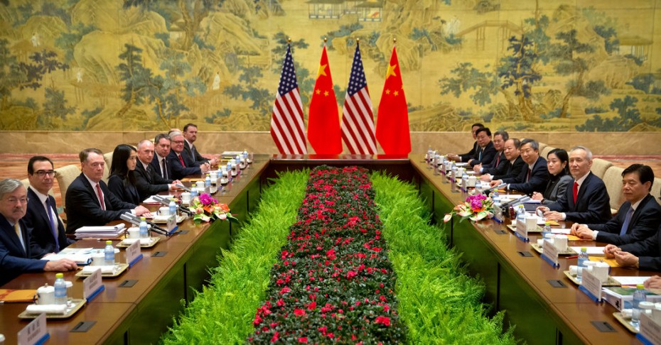 Αντιφάσεις από ΗΠΑ και Κίνα για τις εμπορικές συζητήσεις