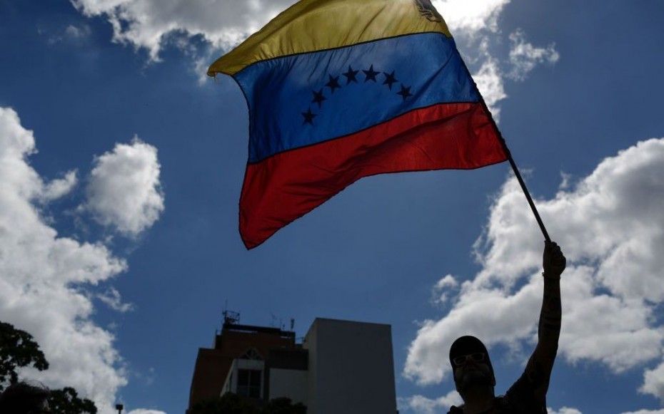 Ο Καναδάς δίνει 53 εκατ. δολάρια στον Γκουαϊδό της Βενεζουέλας