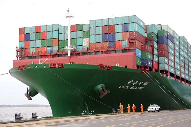 Με αποκλεισμό σε ξένα λιμάνια κινδυνεύουν οι βρετανικές εξαγωγές