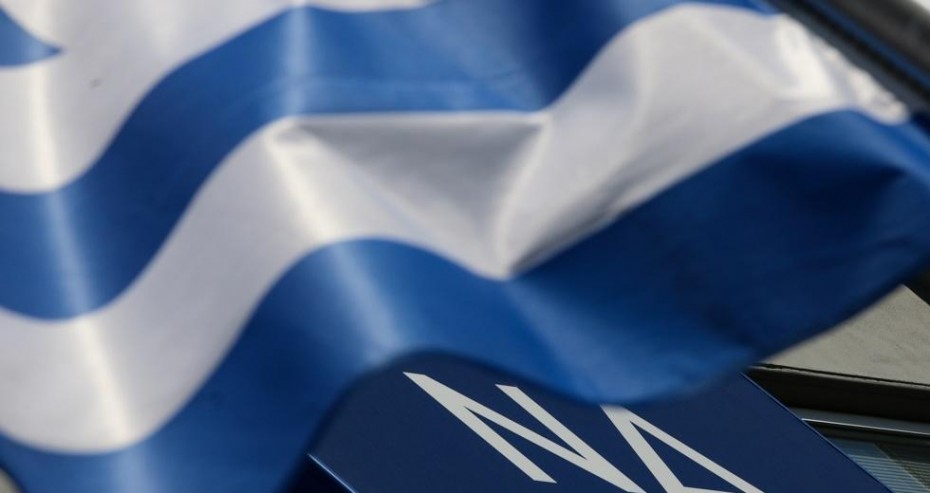 ΝΔ: Η κυβέρνηση απαγορεύει την ψήφο σε 70.000 Έλληνες που ζουν στη Βρετανία
