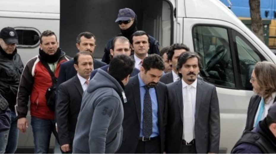 Τούρκος πρέσβης στην Αθήνα: Δώστε μας τους οκτώ αξιωματικούς